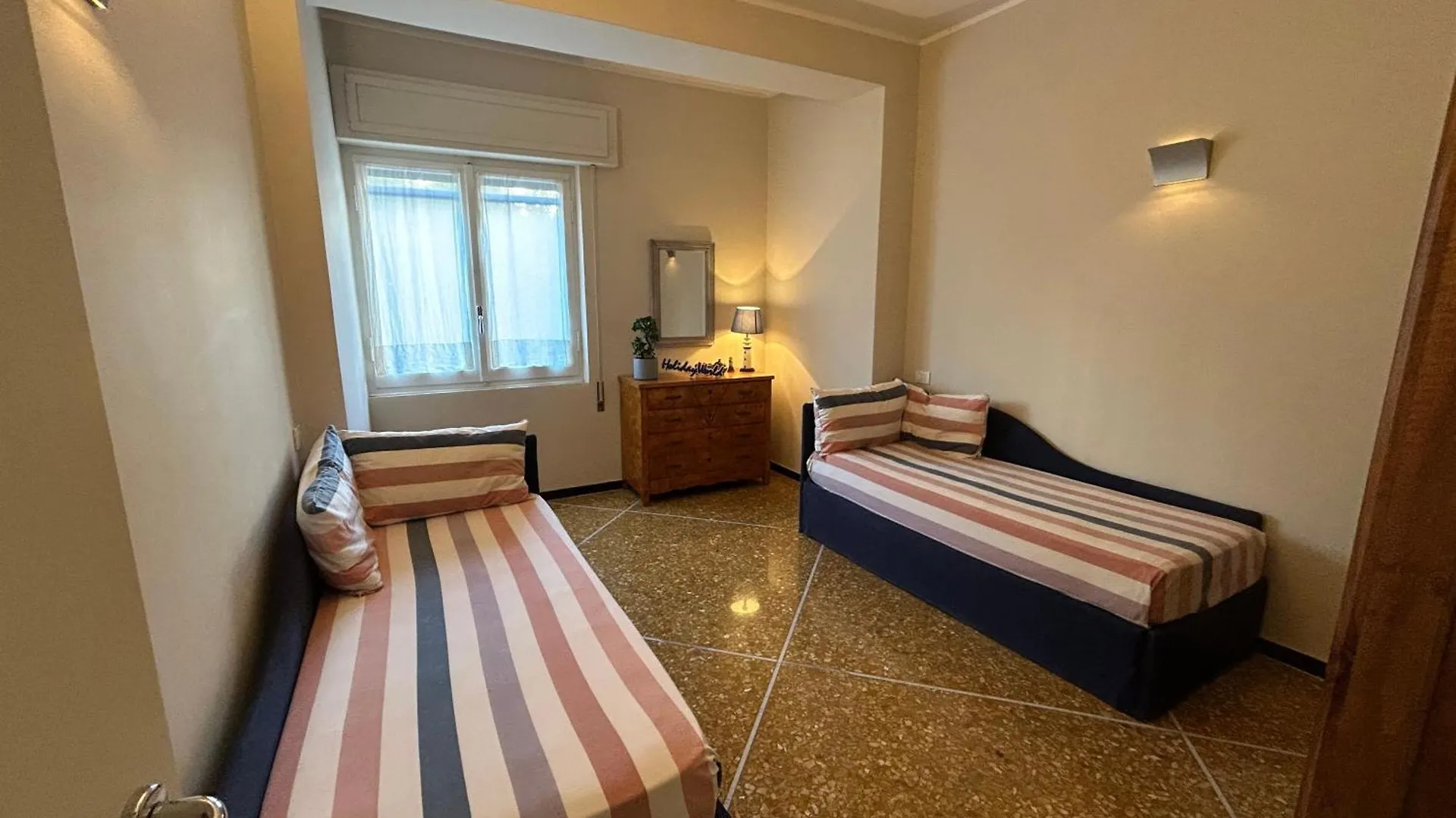 La Casa Di Noli By Holiday World Italy